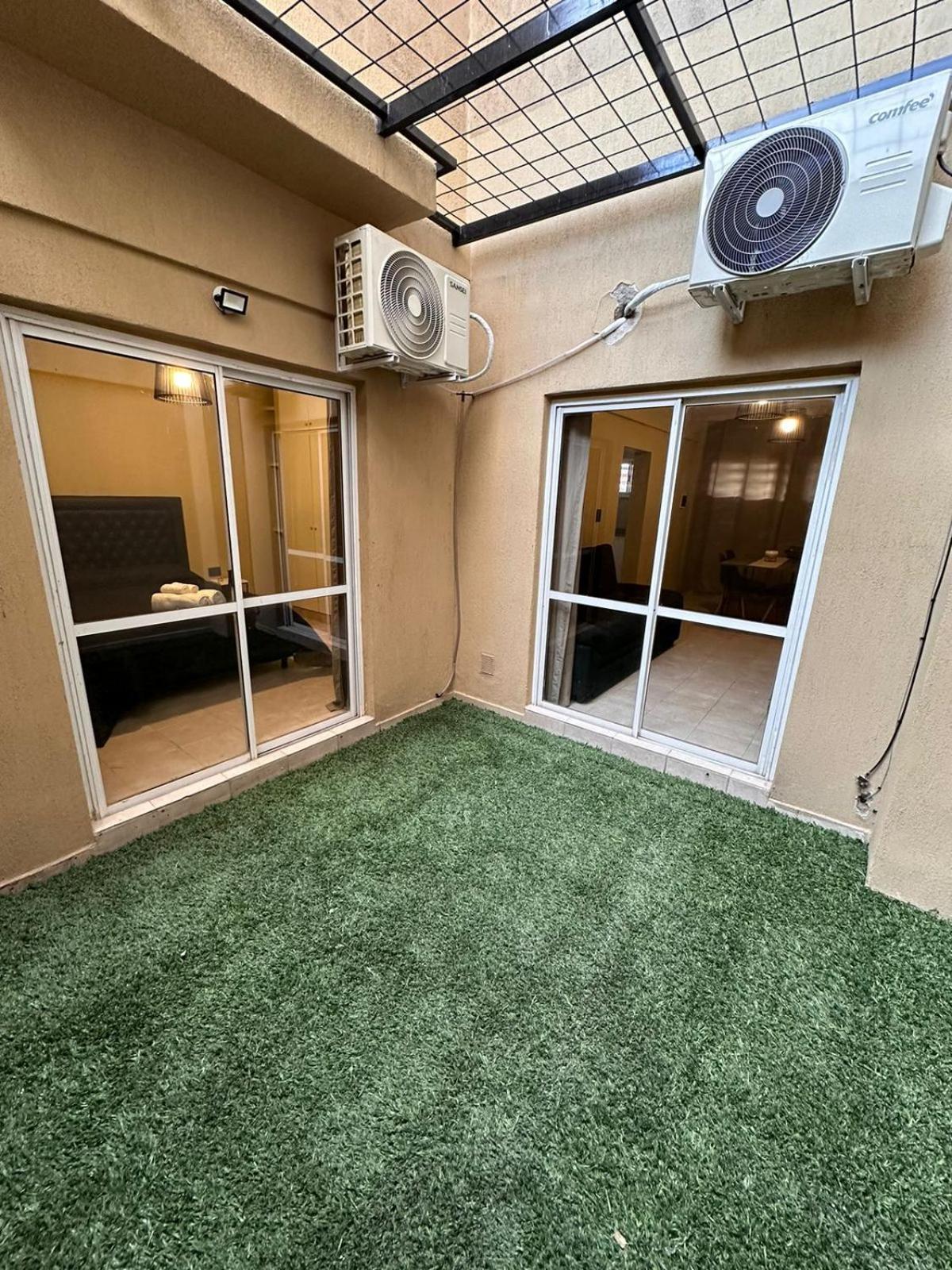 Centrico 4 Personas Con Patio Apartamento